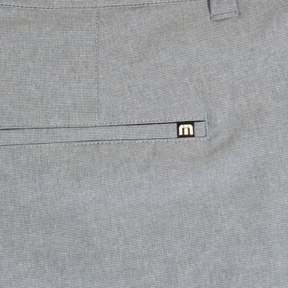 Travis Mathew Shorts Mens 42 Light Blue Chino Golf Flat Front Performance